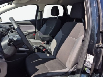 Ford Focus III Kombi Facelifting 1.0 EcoBoost 125KM 2014 Ford Focus KlimatyzacjaGrzane fotele alufelgi Benzyna 125KM, zdjęcie 9