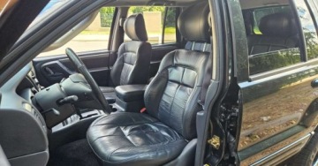 Jeep Grand Cherokee II 2.7 CDRi 163KM 2004 Jeep Grand Cherokee Jeep Grand Cherokee 2.7 CRD Final Edition 2.7 Diesel, zdjęcie 7