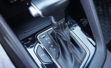 Kia Niro I Crossover 1.6 GDi Hybrid 141KM 2016 Kia Niro Bezwypadkowy Serwisowany 1-Wlasciciel Navi Kamera Blis Asystenci, zdjęcie 15