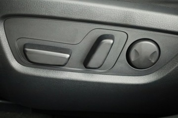 Mazda CX-30 2.0 Skyactiv-X 180KM 2019 Mazda CX-30 Skyactiv-X 2.0, Salon Polska, zdjęcie 13