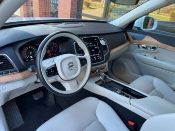 Volvo XC90 II 2021 Volvo XC 90 2.0 benzyna 250 KM automat 4x4 zarej w PL niski przebieg, zdjęcie 7