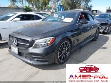 Mercedes Klasa C W205 2019 Mercedes-Benz Klasa C 300 2019, 2.0L R4 255KM, auto odpala i jezdzi, od ub