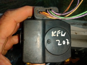 Дроссельная заслонка 9640796280 Peugeot Citroen 1.4 KFW