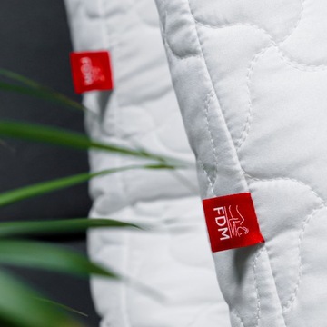 Подушка SOFTI 40х40 Пушистая, удобная, плотная, СТЕГАНАЯ молния.