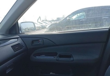 Mitsubishi Lancer VIII Kombi 1.6 i 16V Sport 98KM 2003 Mitsubishi Lancer Mitsubishi Lancer 1.6 Benzyna 98KM, zdjęcie 11