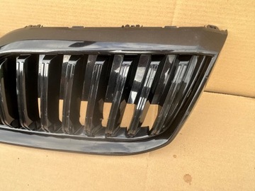 SKODA SUPERB III GRILL ATRAPA PRZÓD PRZEDNI