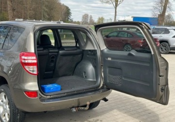 Toyota RAV4 III MPV Facelifting 2.2 D-4D 150KM 2011 Toyota RAV4 2.2D4D 150KM 2011r. 4x4 auto zarejestrowane i ubezpieczone w P, zdjęcie 7