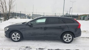 Volvo V60 I Kombi Facelifting 2.0 D3 136KM 2015 Volvo V60 duza navi super stan LEDY xsenon automat, zdjęcie 4