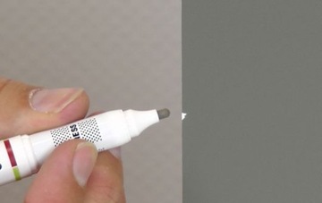 Корректор PiCo LINER с укрывающей краской RAL 6005, ручка для ретуши повреждений МДФ.