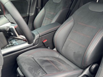 Mercedes GLA II Off-roader Facelifting 1.3 200 163KM 2025 MERCEDES-BENZ GLA 200 AMG Line Suv 1.3 (163KM) 2025, zdjęcie 3