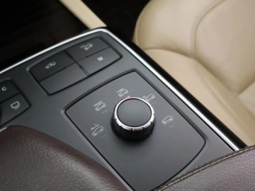 Mercedes GLS X166 Off-Tourer 3.0 350 d 258KM 2016 Mercedes GLS GLS 350 d 4MATIC, Salon Polska, zdjęcie 21