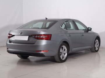 Skoda Superb III Liftback 2.0 TDI 190KM 2017 Skoda Superb 2.0 TDI, Salon Polska, 187 KM, Xenon, zdjęcie 4