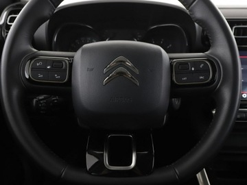 Citroen C3 Aircross  I Crossover Facelifting 1.2 PureTech 110KM 2022 Citroen C3 Aircross PDC hak klima auto tempomat, zdjęcie 20