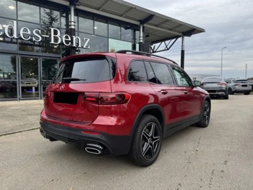 Mercedes GLB SUV 2.0 220d 190KM 2025 MERCEDES-BENZ GLB 220 d 4-Matic AMG Line 2.0 (190KM) 2025, zdjęcie 3