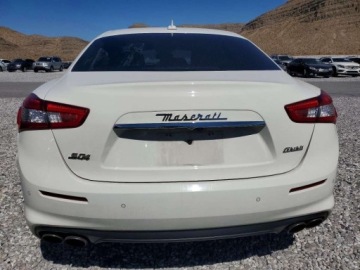 Maserati Ghibli III 2018 Maserati Ghibli S 2018 3.0 Benzyna 424KM, zdjęcie 2