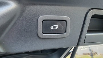 Land Rover Range Rover Velar SUV 2.0 Si4 250KM 2018 Land Rover Range Rover Velar Salon POLSKA Faktura vat23 Niski przebieg BEZ, zdjęcie 23