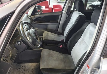 Suzuki SX4 I Sedan 1.6 VVT 120KM 2011 Suzuki SX4 Suzuki SX4 I 1.6BENZYNA NAPED 4X4 1.6 Benzyna 120KM, zdjęcie 19