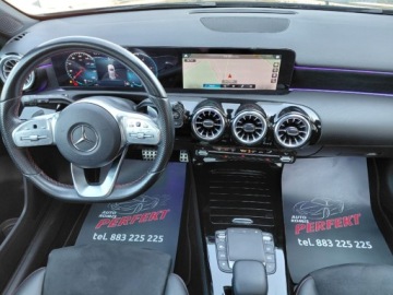 Mercedes Klasa A W177/V177 Hatchback 1.3 200 163KM 2022 Mercedes-Benz Klasa A AMG Automat Panorama Kamera Full LED 1.3 Benzyna, zdjęcie 17