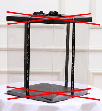 PRZEŹROCZYSTE PUDEŁKO NA MISIA Z RÓŻ pleksa 40 CM