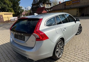 Volvo V60 I Kombi Facelifting 2.0 D4 DRIVE-E 190KM 2015 Volvo V60 Volvo V60 D4 Summum 2.0 Diesel 190KM, zdjęcie 12