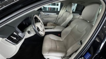 Volvo S90 II Sedan 2.0 T5 250KM 2019 Volvo S90 2.0 Turbo benzyna 250 km Polski salon Bogsata wersja wyposazenia, zdjęcie 5