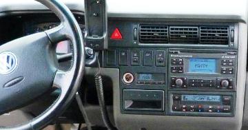 VW Transporter - Рамка магнитолы T4 РАДИО 2din 61190