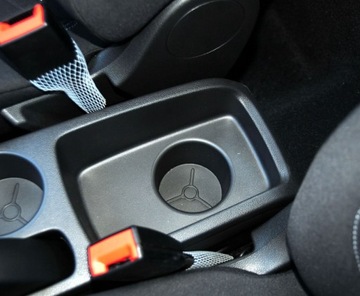 СПЕЦИАЛЬНЫЙ ПОДЛОКОТНИК ДЛЯ FORD FIESTA MK7 2008->