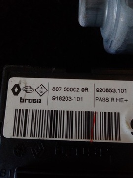 MOTOREK OKNO PRAVÝ PŘEDNÍ LATITUDE 807300029R