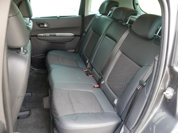 Peugeot 3008 I Crossover Facelifting 1.6 BlueHDi 120KM 2016 Peugeot 3008 1.6 Blu Hdi/120KM, zdjęcie 15