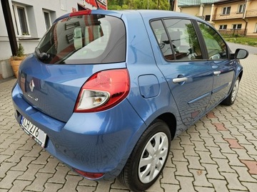 Renault Clio III Hatchback 5d 1.2 i 16V 78KM 2010 Renault Clio, zdjęcie 4