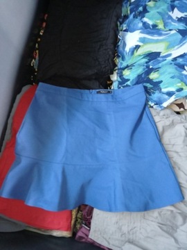 Юбки заказаны 1 качество оптом на развес.