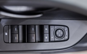 Toyota C-HR II SUV 1.8 Hybrid 140KM 2024 Toyota C-HR 1.8 Hybrid Style 1.8 Hybryda 140KM, zdjęcie 25