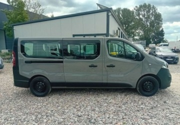 Opel Vivaro B Kombi Extra Long H1 2,9t 1.6 BiTurbo 125KM 2016 Opel Vivaro Opel Vivaro 1.6 Diesel 125KM, zdjęcie 3
