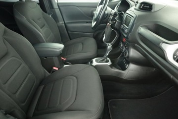 Jeep Renegade SUV 1.4 MultiAir 140KM 2017 Jeep Renegade 1.4 MultiAir, Salon Polska, zdjęcie 6