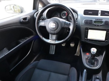Seat Leon II 2.0 TFSI 16v Cupra 240KM 2007 Seat Leon 2.0 TSI Cupra, Xenon, Klima, zdjęcie 6