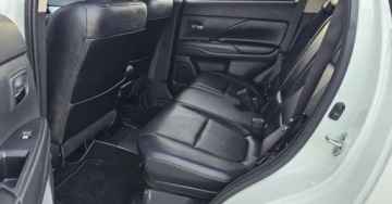 Mitsubishi Outlander III 2016 Mitsubishi Outlander ELEKTYK Benzyna Naped 44 skora kamera cofania, zdjęcie 23