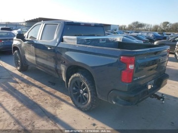 Chevrolet Silverado II 2022 Chevrolet Silverado 2022r., 1500 Short Custom, od ubezpieczalni 2.7 Benzyna, zdjęcie 4