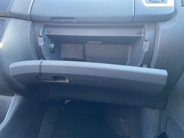 Skoda Fabia 2 II 06-10 ПЕРЧАТКА ПАССАЖИРСКАЯ