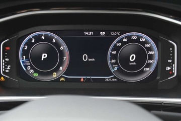 Volkswagen T-Roc I SUV R Facelifting 2.0 TSI 300KM 2023 Volkswagen T-Roc SalonPL R 300KM DSG 4x4 Panorama Pakiety ACC 19 DigitalCo, zdjęcie 11