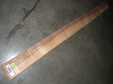 Paczka forniru orzech włoski LE2/83 4,32 m.kw.