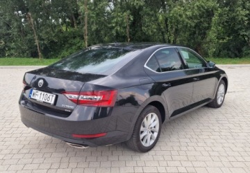 Skoda Superb III Liftback Facelifting 2.0 TSI 272KM 2019 Skoda Superb 4x4DSG280KMSalon PLFV 23AMBITIONGwarancjaSuper stan, zdjęcie 4