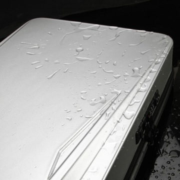 3-дюймовый жесткий рюкзак для ноутбука