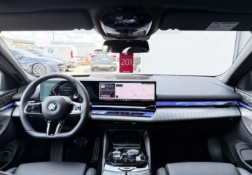 BMW Seria 5 G90-91 2025 BMW Seria 5 I wlasciciel M Pro Pakiet Hak Gwarancja Bezwypadkowy FVAT, zdjęcie 19
