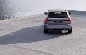 Volvo XC60 II Crossover Plug-in Facelifting 2025 2.0 T6 Plug-in hybrid 350KM 2026 Volvo XC 60 Volvo XC60 T6 Plug In Ultra Dark od reki 2.0 Hybryda Plug-in, zdjęcie 1