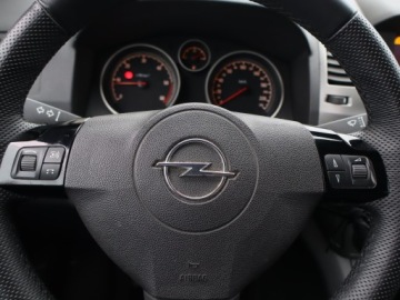 Opel Zafira B 1.9 CDTI ECOTEC 100KM 2007 Opel Zafira 1.9 CDTI, 7 miejsc, HAK, Klima,ALU, zdjęcie 15