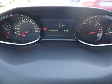 Peugeot 308 II SW Facelifting 1.5 BlueHDI 130KM 2019 Peugeot 308 1.5 BlueHDi, Salon Polska, zdjęcie 10