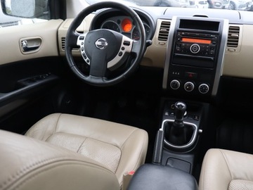 Nissan X-Trail II 2.0 dCi 173KM 2009 Nissan X-Trail 2.0 dCi, Salon Polska, 170 KM, zdjęcie 6