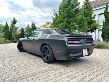Dodge Challenger III 2017 Dodge Challenger 3.6 V6 309KM| Pakiet wizualny SRT, zdjęcie 3
