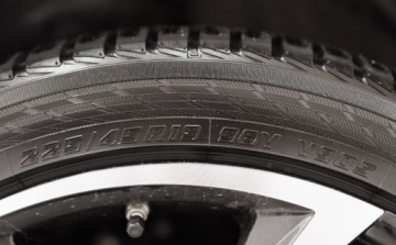 Toyota C-HR I Crossover Facelifting 2.0 Hybrid Dynamic Force 184KM 2023 Toyota C-HR 2.0 Hybrid GR Sport 2.0 Hybryda 184KM, zdjęcie 11