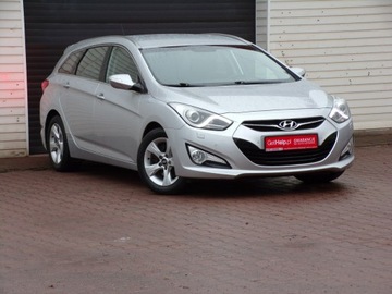 Hyundai i40 Kombi 1.6 GDI 135KM 2013 Hyundai i40 XENON KLIMATRONIC LED 1,6 135KM, zdjęcie 2
